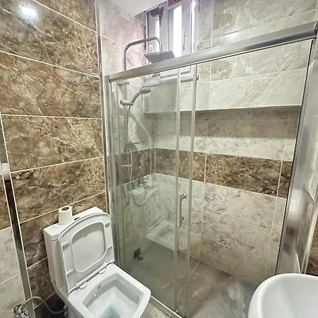 Sevil New * Provincia di Istanbul